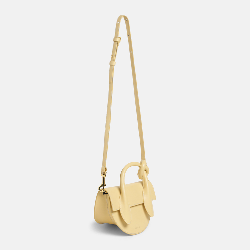 Super Flea Market+Yuzefi+Yellow knot bag+Karlie Kloss5